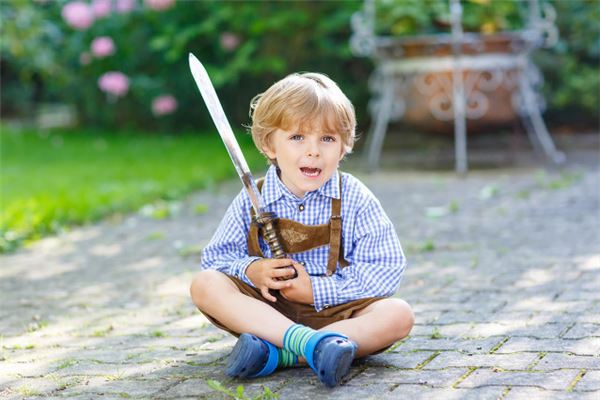 梦见宝剑是什么意思