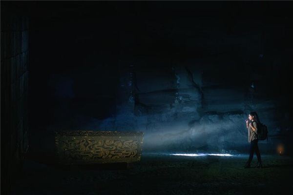 梦见古墓被挖开是什么意思