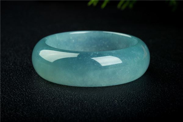 梦见手镯碎了是什么意思