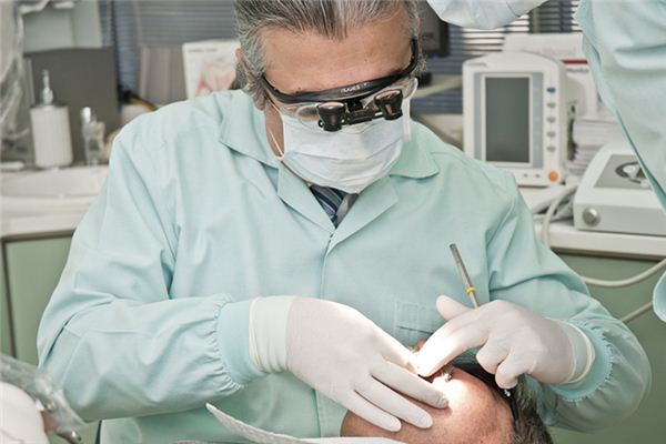 梦见下门牙掉了是什么意思