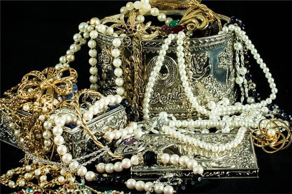 梦见金银财宝是什么意思