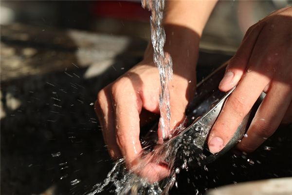 梦见洗脏碗是什么意思