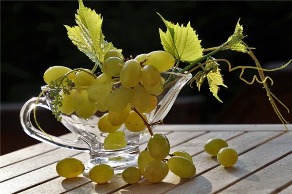 梦见摘葡萄是什么意思