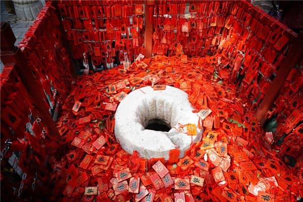 梦见打井大量出水是什么意思