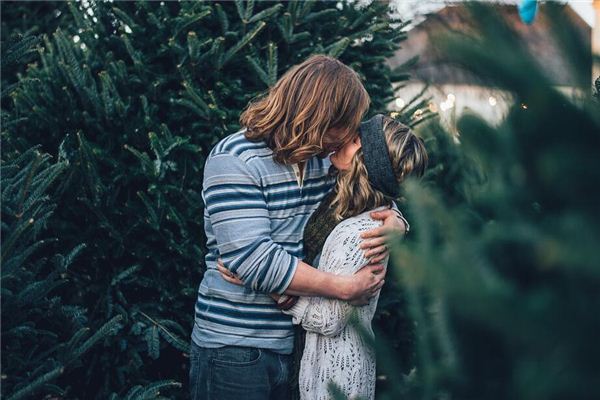 梦见接吻亲嘴是什么意思