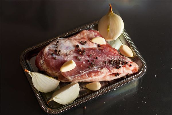 梦见吃人肉是什么意思