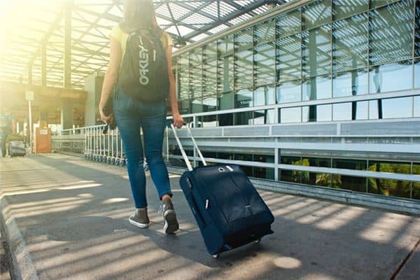 梦见出远门是什么意思