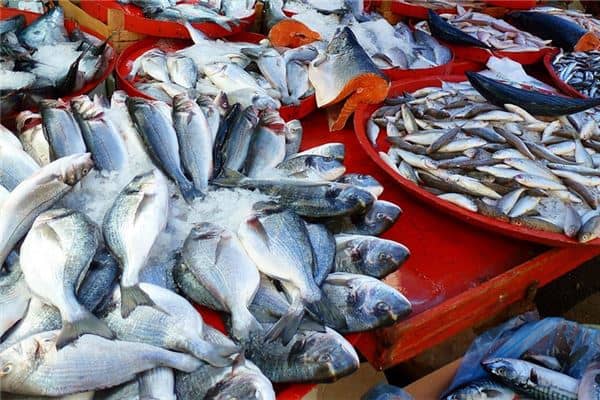 梦见卖鱼是什么意思