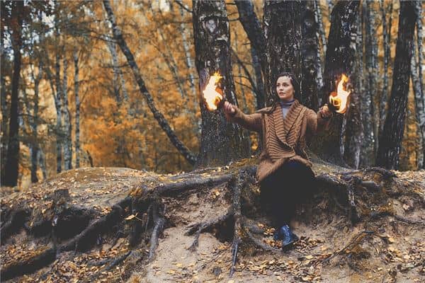 梦见女人自己身上着火是什么意思