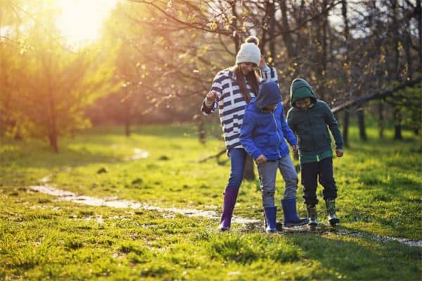 梦见在泥泞中行走是什么意思