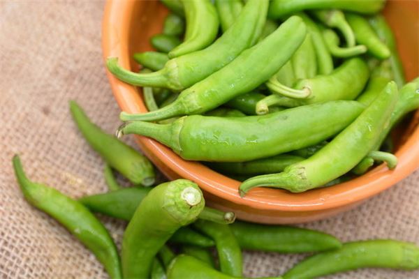 梦见摘青辣椒是什么意思