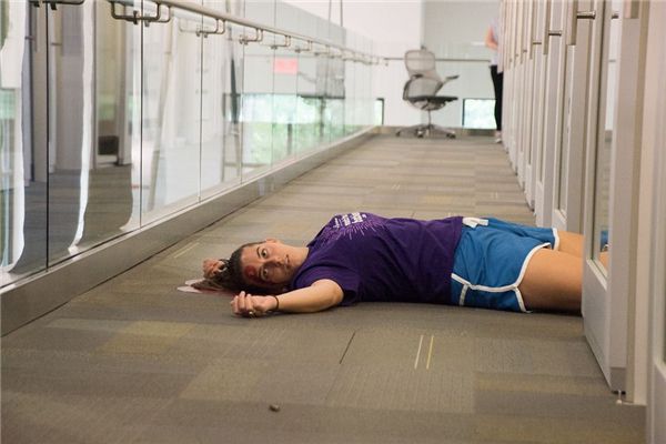 梦见自己打死人是什么意思