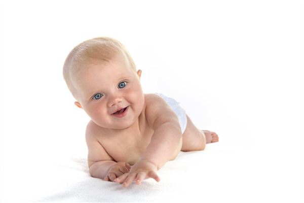 梦见小孩子对我笑是什么意思