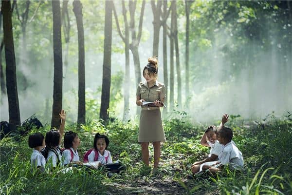 梦见自己读书上课是什么意思