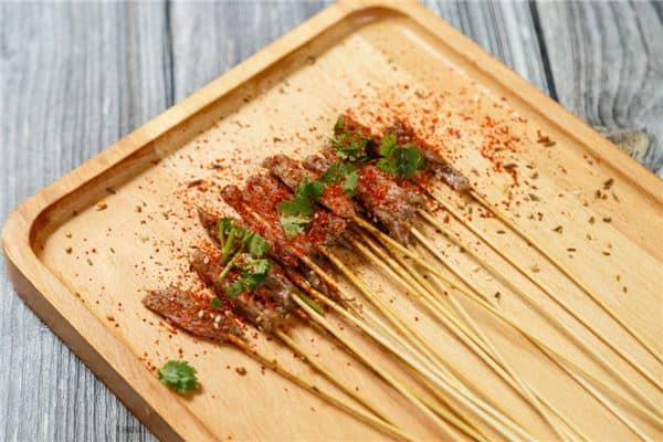 梦见吃羊肉是什么意思