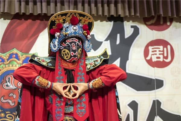 梦见看戏是什么意思