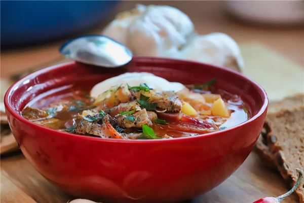 梦见自己做饭给别人吃是什么意思