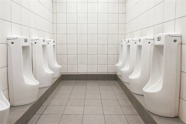 梦见一直尿不停是什么意思