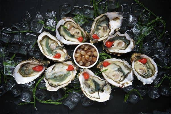 梦见女人吃海鲜是什么意思