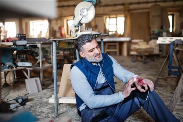 梦见自己血流不止是什么意思