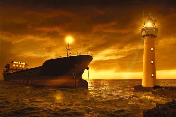 梦见船翻了是什么意思