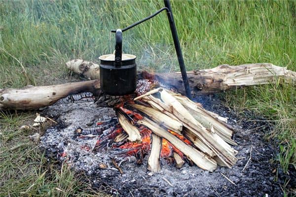 梦见锅底火旺是什么意思