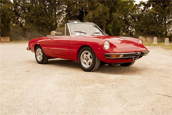 梦见开别人的车是什么意思