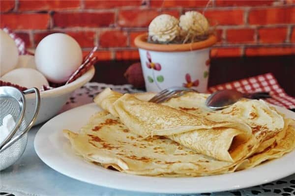 梦见吃油饼是什么意思