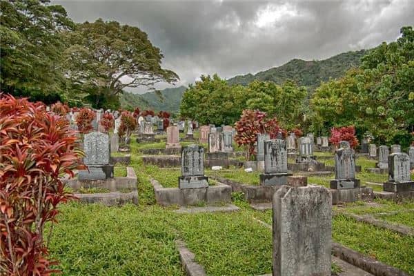 梦见女人坟墓着火是什么意思