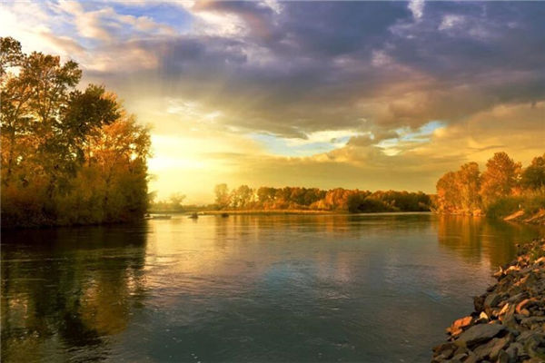 梦见大河是什么意思