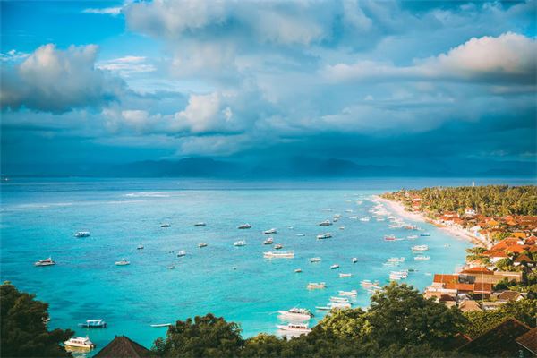 梦见蓝色的大海是什么意思