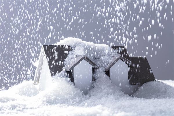 梦见下大雪是什么意思