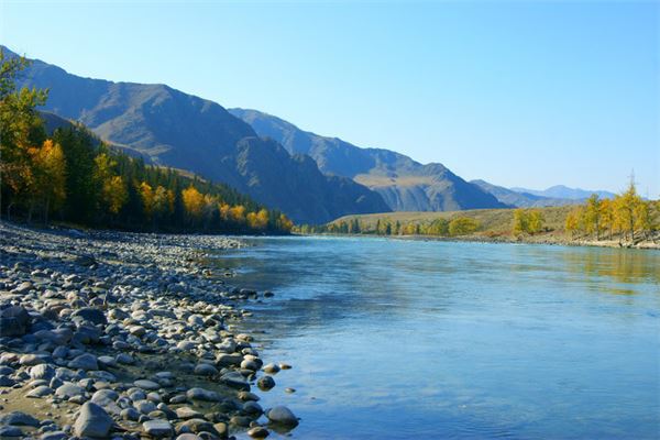 梦见河流是什么意思