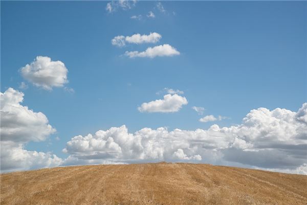 梦见云彩很漂亮是什么意思
