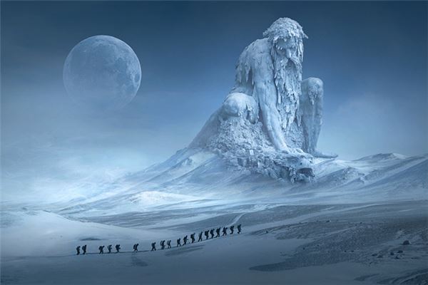 梦见天上出现人像是什么意思