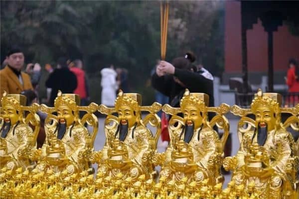 梦见财神爷是什么意思