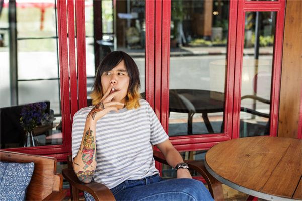 梦见已故的丈夫是什么意思