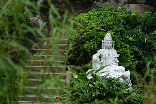 梦见男人神像是什么意思