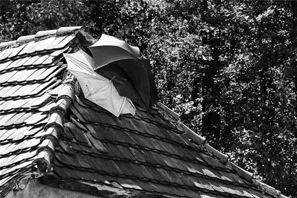 梦见自家房子漏水是什么意思