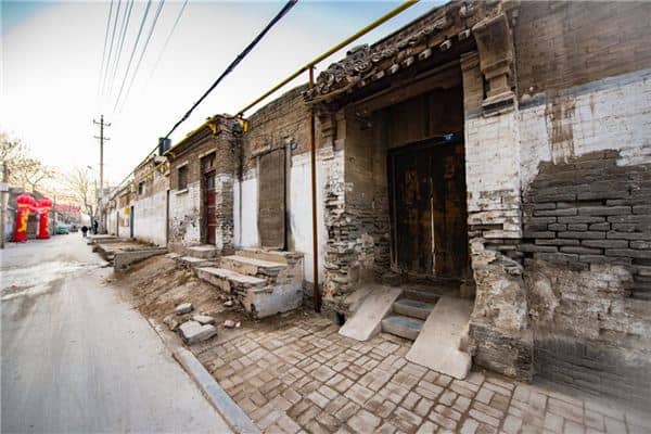 梦见收拾脏乱的老房子是什么意思