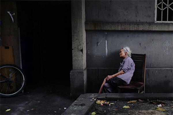 梦见老奶奶是什么意思