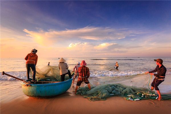 梦见别人抓鱼是什么意思