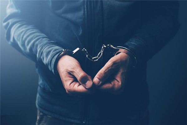 梦见自己坐牢是什么意思