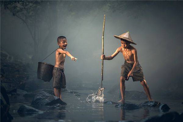 梦见别人打鱼是什么意思