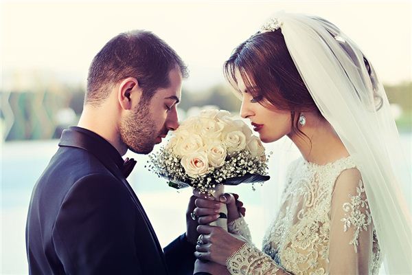 梦见娶亲场面是什么意思