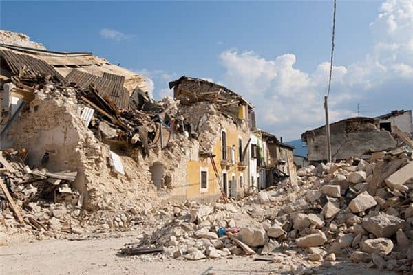 梦见房子坏了是什么意思