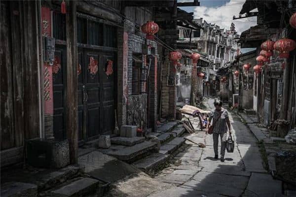 梦见回老家是什么意思