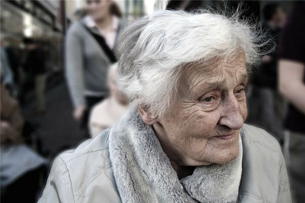 梦见过世的姥姥是什么意思