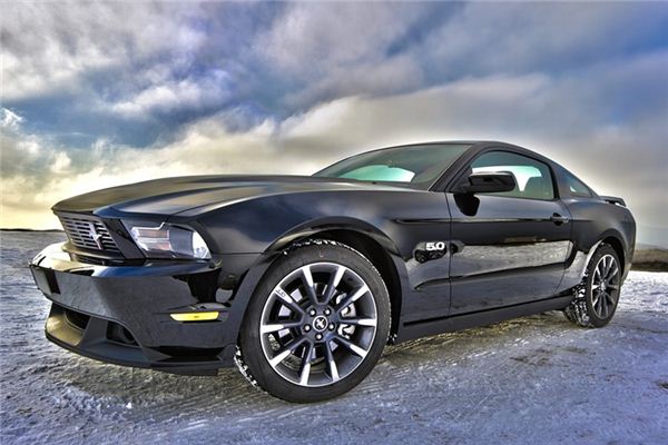 梦见开车掉水里是什么意思