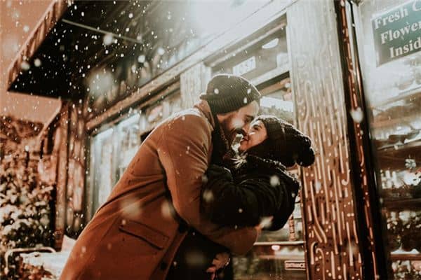 梦见故人重逢是什么意思